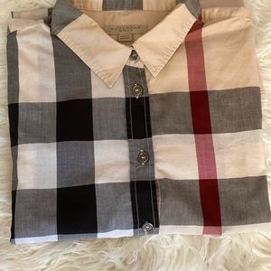 Burberry Brit women’s long sleeve collar button down shirt Size: Large